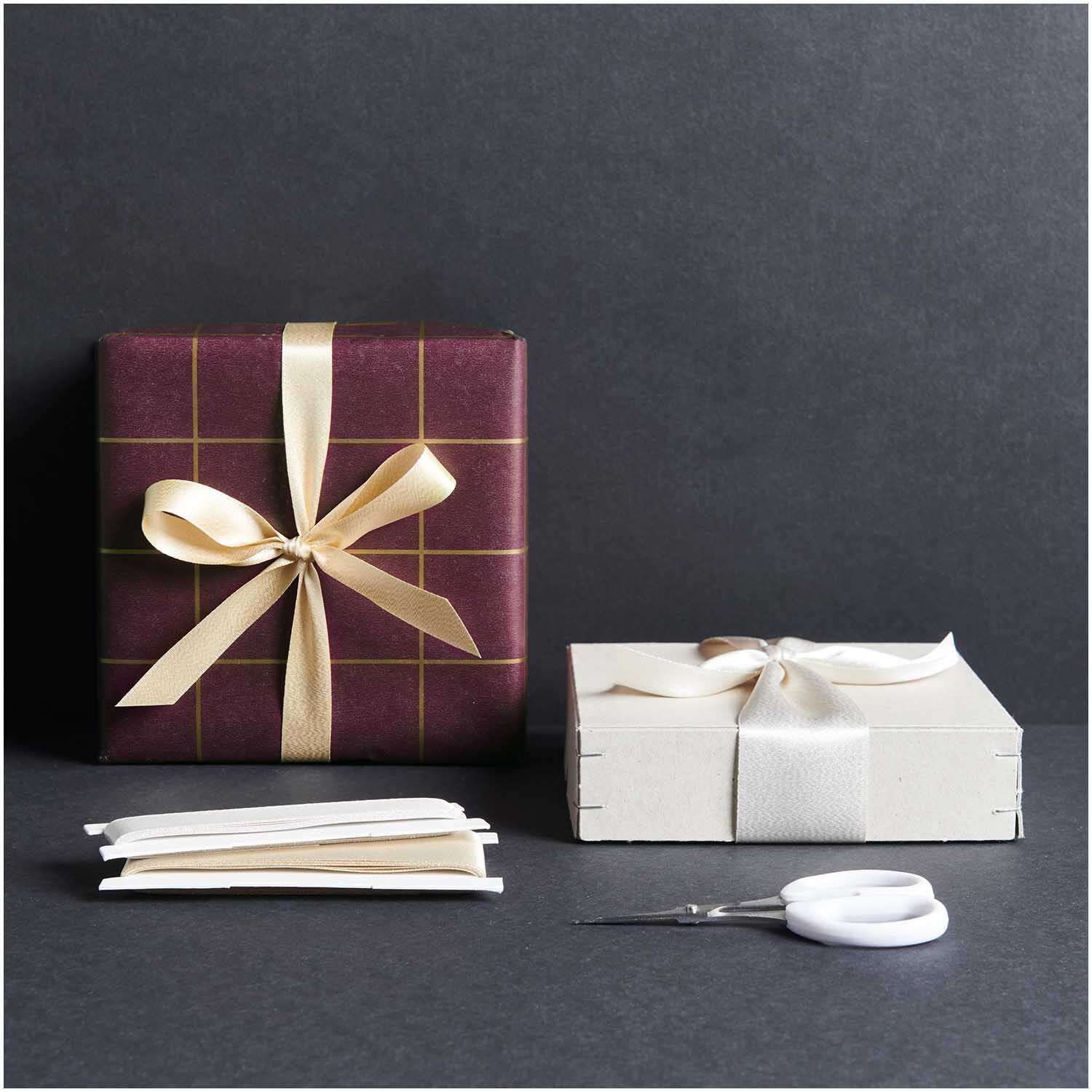 Paper Poetry Geschenkpapier Raster bordeaux-gold 70cm 2m 80g/m²