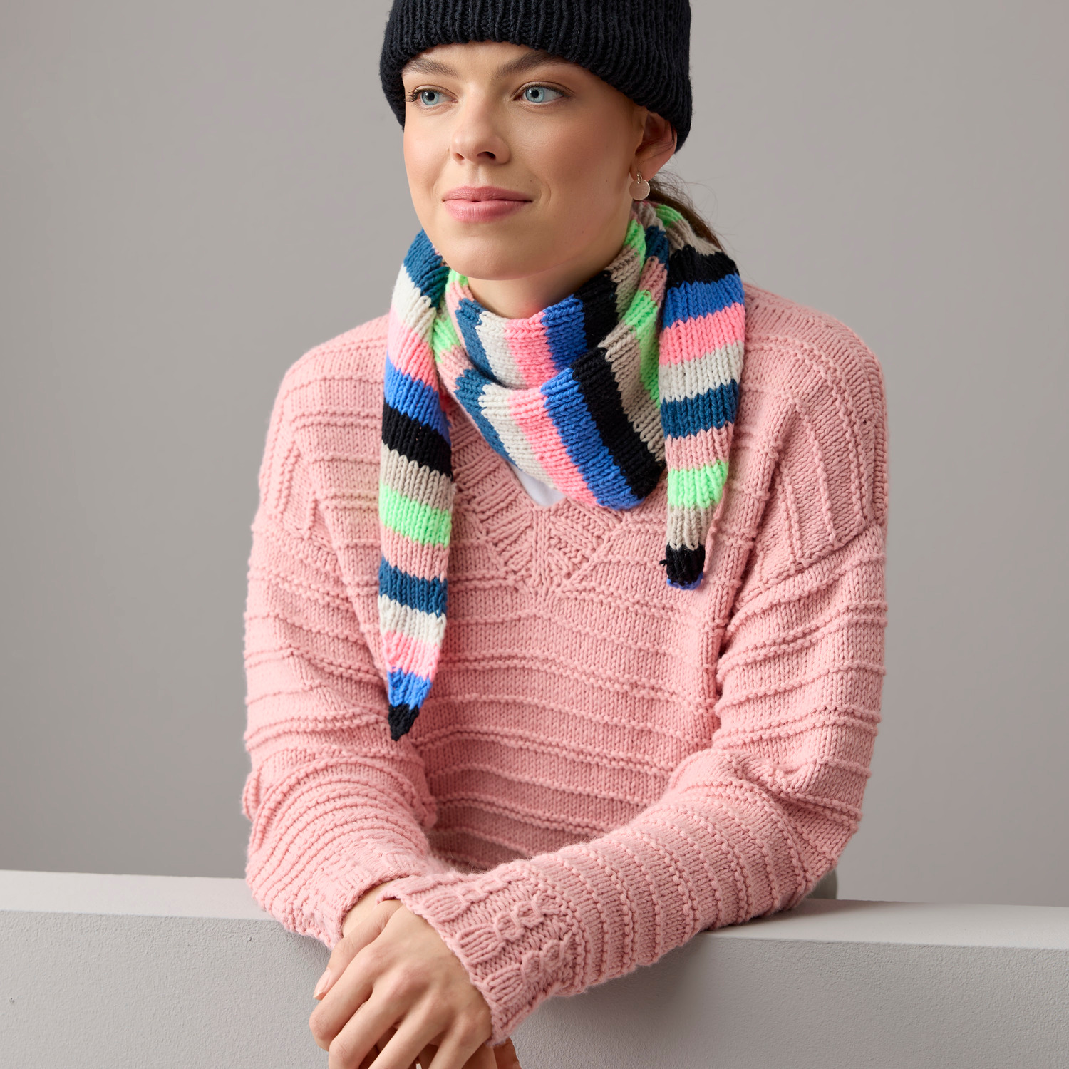 Essentials Vegan Cashmere Neon aran